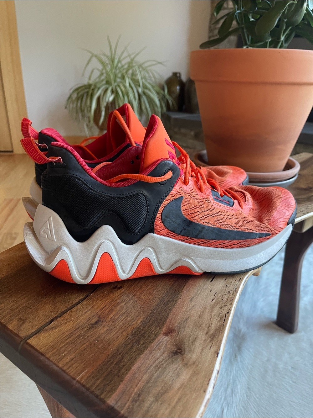 Nike Men’s Giannis Orange and Black Wave-Detail Sneakers